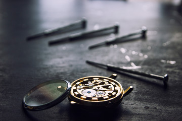 Watchmaker's workshop, special tools for repair