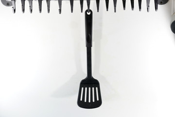 A spatula, also pan knife, slot turner, baking shovel, roasting turner, frying pan, Nehmgerät or kitchen friend called, is a kitchen appliance for turning food in the pan.