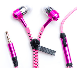 Pink chrome zip earphone