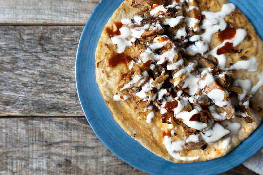 Mexican tacos known as "arabes" style