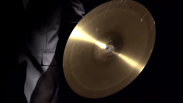 Cymbal Crashes