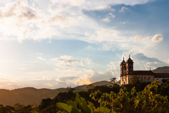 Igreja de S&atilde;o Francisco de Paula - Ouro Preto, Minas Gerais