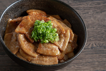 豚丼