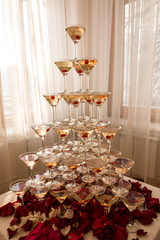 A slide of sparkling wine glasses.