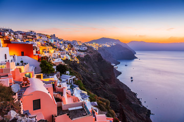Naklejka premium Santorini, Greece. The picturesque Oia village at sunrise.