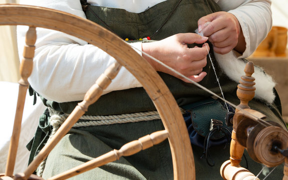 Alpaca, Angora -und Mohairwolle spinnen mit dem Spinnrad