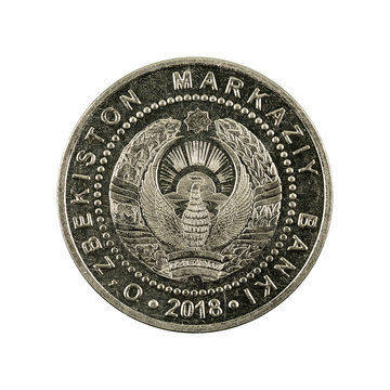 500 Uzbek som coin (2018) reverse isolated on white background