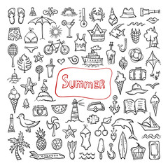 Fototapeta premium Set of hand-drawn summer symbols. Doodle icons on a summer holiday theme. Vector sketches. Popular seasonal attributes.