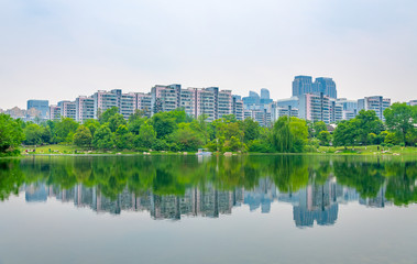 Obraz na płótnie Canvas Architectural scenery around Jincheng Lake Park in Chengdu, Sichuan Province, China