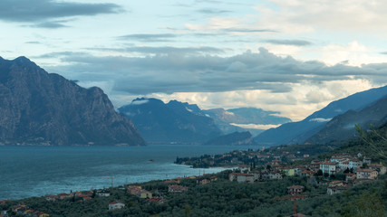 Fototapeta na wymiar Garda lake Italy