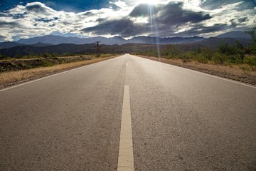 Esplorando i dintorni del villaggio di Chilecito, La Rioja, Argentina