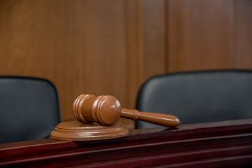 elementos legales, martillo leyes y constitucion