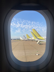 Pista aerei vista da oblò