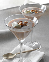 SOPA DE CASTAÑAS Y NUECES.  CHESTNUT AND WALNUT SOUP