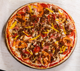 Pizza with minced meat