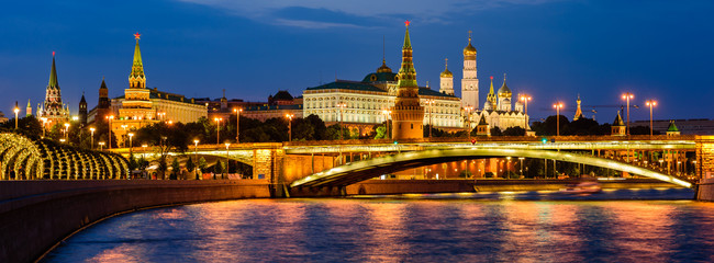 Fototapeta na wymiar Sightseeing Of Moscow, Russia. Wide panoramic view of Moscow Kremlin and Moscow river. Beautiful night view.