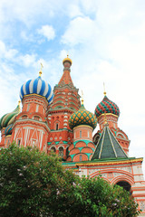 Fototapeta na wymiar Saint Basil's Cathedral (Cathedral of Vasily the Blessed) on Red Square in Moscow. Famous russian church in Moscow city center low angle view on summer day