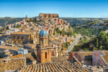 Sunrise at the old baroque town of Ragusa Ibla in Sicily - obrazy, fototapety, plakaty