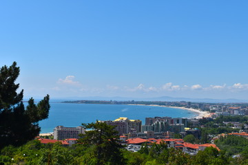 View of Sunny beach resort with its numerous ultra all inclusive hotels, self catering apartments, restaurants, bars, clubs, shopping and entertainment venues. Sunny beach, Bourgas, Bulgaria, Europe