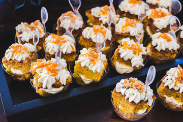 cupcakes with frosting