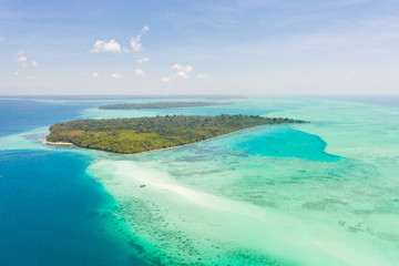 Fototapeta na wymiar Mansalangan sandbar, Balabac, Palawan, Philippines. Tropical islands with turquoise lagoons, view from above. Seascape with atolls and islands.