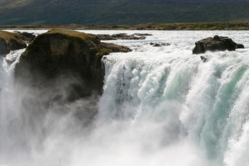 Wasserfall mit Gischt