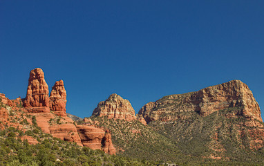 Fototapeta premium Orange Rocks and Blue Skies of Sedona, Arizona
