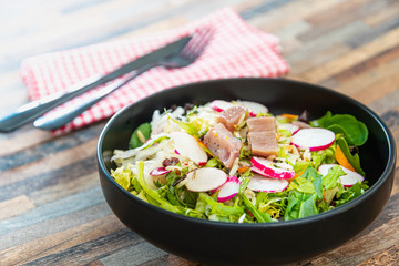 Tuna fume of rice cook radish and white chou