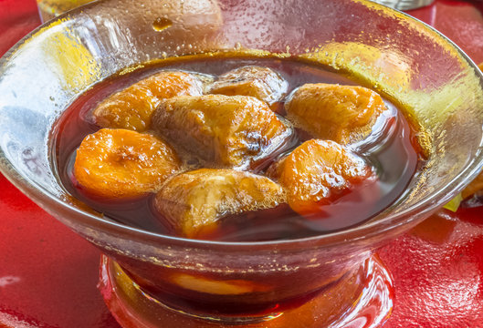 bananes flamb&eacute;es &agrave; la sauce caramel 