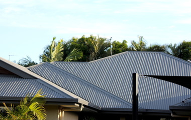 Modern Contemporary Roof Line 3 © Gold Coast Girl