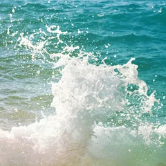 Foto op Canvas Splash of sea wave. Beautiful aquamarine water. © Olga Zarytska