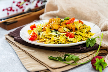 Chicken and spinach pasta with ricotta