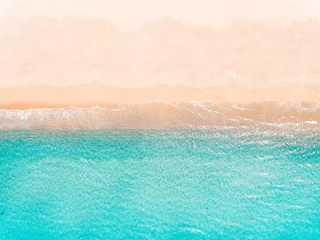 Gordijnen Luchtfoto van golven op het strand © Kalen