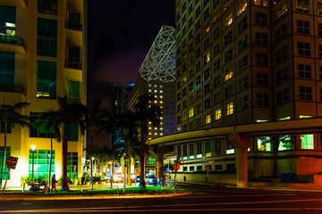 Fototapeta na wymiar Downtown Miami at night
