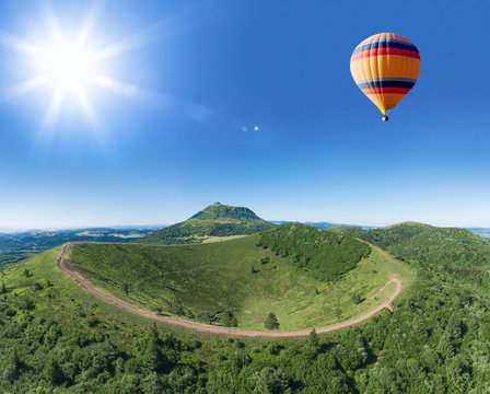 Puy de Pariou avec montgolfière