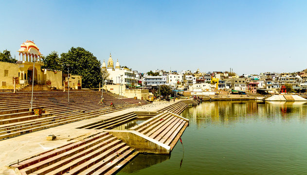 Pushkar lake (a sacred place for hindus) to cleanse their soul