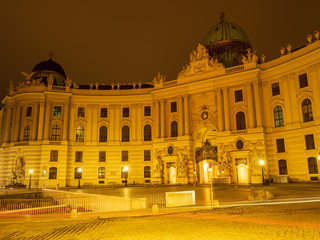 Fototapeta na wymiar The night view of the Hofburg Palace Vienna, Austria.