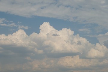 Fototapeta na wymiar cloud sky blue background white nature