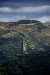 das Wallace Monument und die H&uuml;gel hinter Inverness