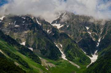 Obraz premium 上高地から見る穂高連峰