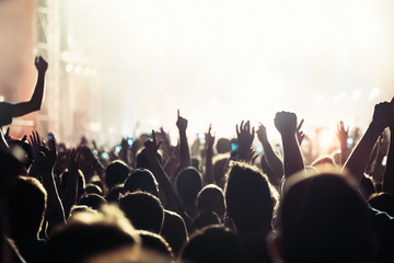 Picture of dancing crowd at music festival
