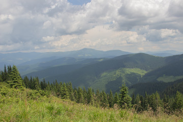 Trekking in the Carpathians, Hike to the border between Ukraine and Romania from Pop Ivan Marmarassky to Pop Ivan Chernogorsky.