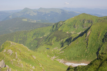 Trekking in the Carpathians, Hike to the border between Ukraine and Romania from Pop Ivan Marmarassky to Pop Ivan Chernogorsky.