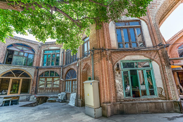 .25/05/2019 Tabriz,.East Azerbaijan Province.Iran, a traditional Iranian court in the bazaar