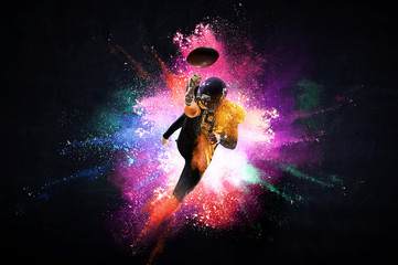 Obraz na płótnie Canvas American football player in action. Mixed media