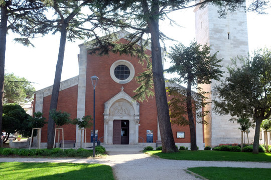 The parish church of St. Pelagius was until 1828 Cathedral of the Diocese of Cittanova, Novigrad, Croatia