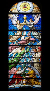 Birth of Jesus, angels proclaim the words "Deo et in terra pax par hominibus bonae voluntatis", stained glass windows in the St Gervais and St Protais Church, Paris
