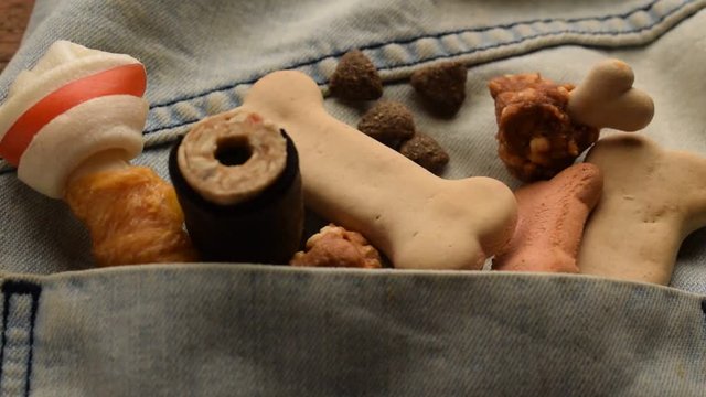 Pet food ft8109_0420