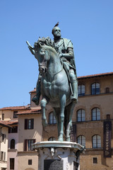 Fototapeta na wymiar The statue of Cosimo I de Medici on Piazza della Signoria in Florence, Italy 