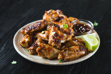A large portion of fried chicken wings